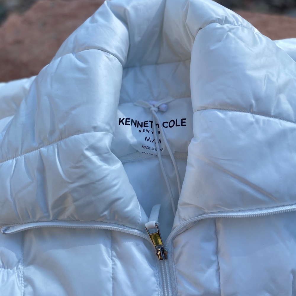 KENNETH COLE Puffer Vest....Varies Sizes - Picture 3 of 6